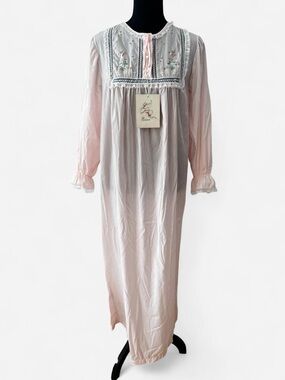 Vintage NOS Barbican Balletcore Cottagecore Coquette Nightgown Small Long Sleeve